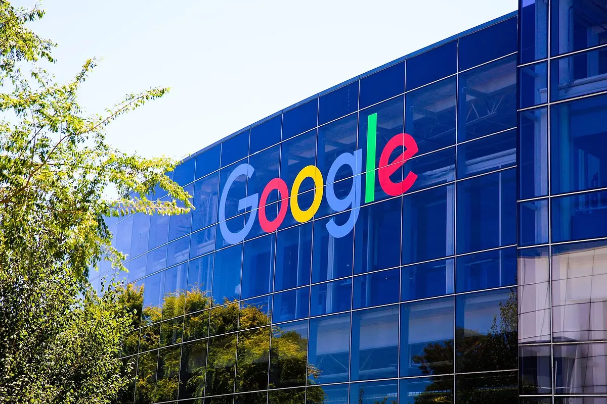 Google lanza SynthID Detector: verifica si una imagen, video o audio fue generad